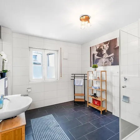 Nexstay Design Mit Loggia Und Parkplatz Daire